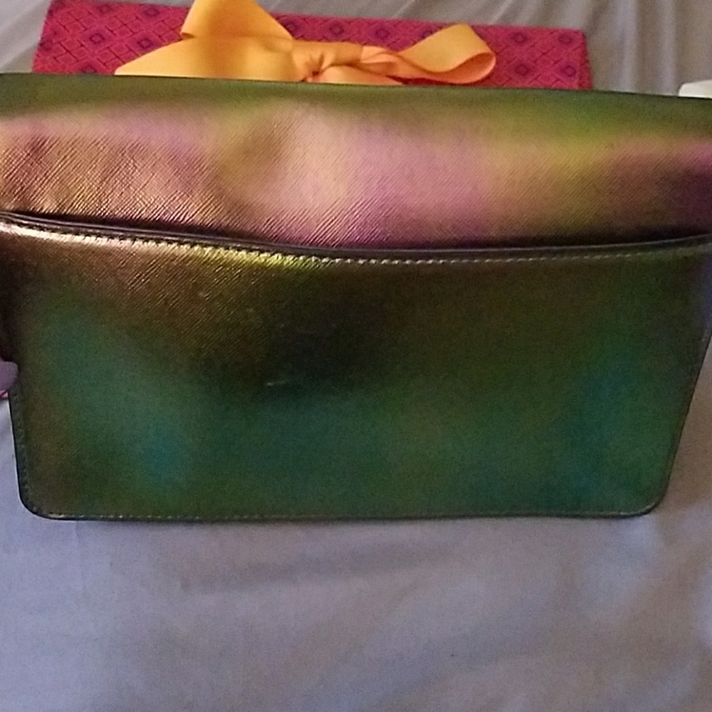 Tory Burch Robinson Ologram Large  clutch - Picture 2 of 8